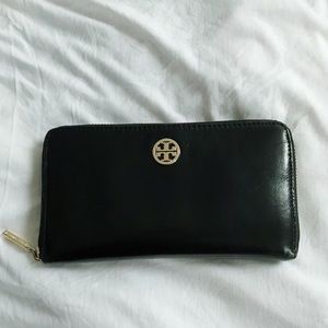 Tory Burch wallet